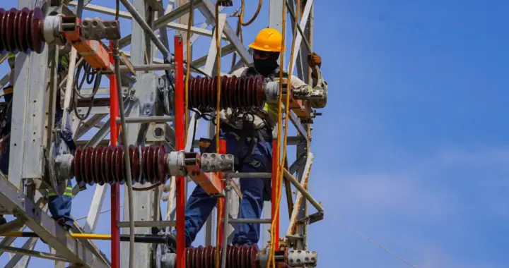 ETED avanza la renovación de la red de transmisión eléctrica