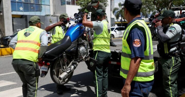 Intrant y Digesett intensifican operativos contra motociclistas que infringen la Ley de Tránsito